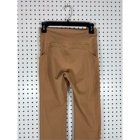 Fabletics oasis ribbed kick flare pants size S - Picture 3 of 7